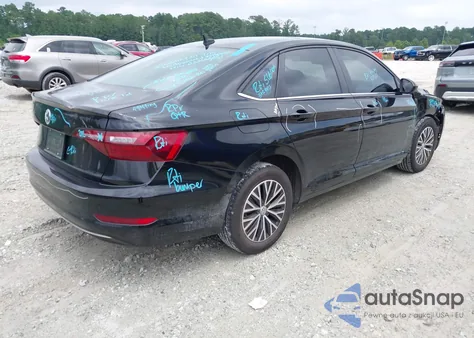 2021 Volkswagen Jetta 1.4T R-Line/1.4T S/1.4T Se z USA, uszkodzony, nr VIN 3VWC57BUXMM087221